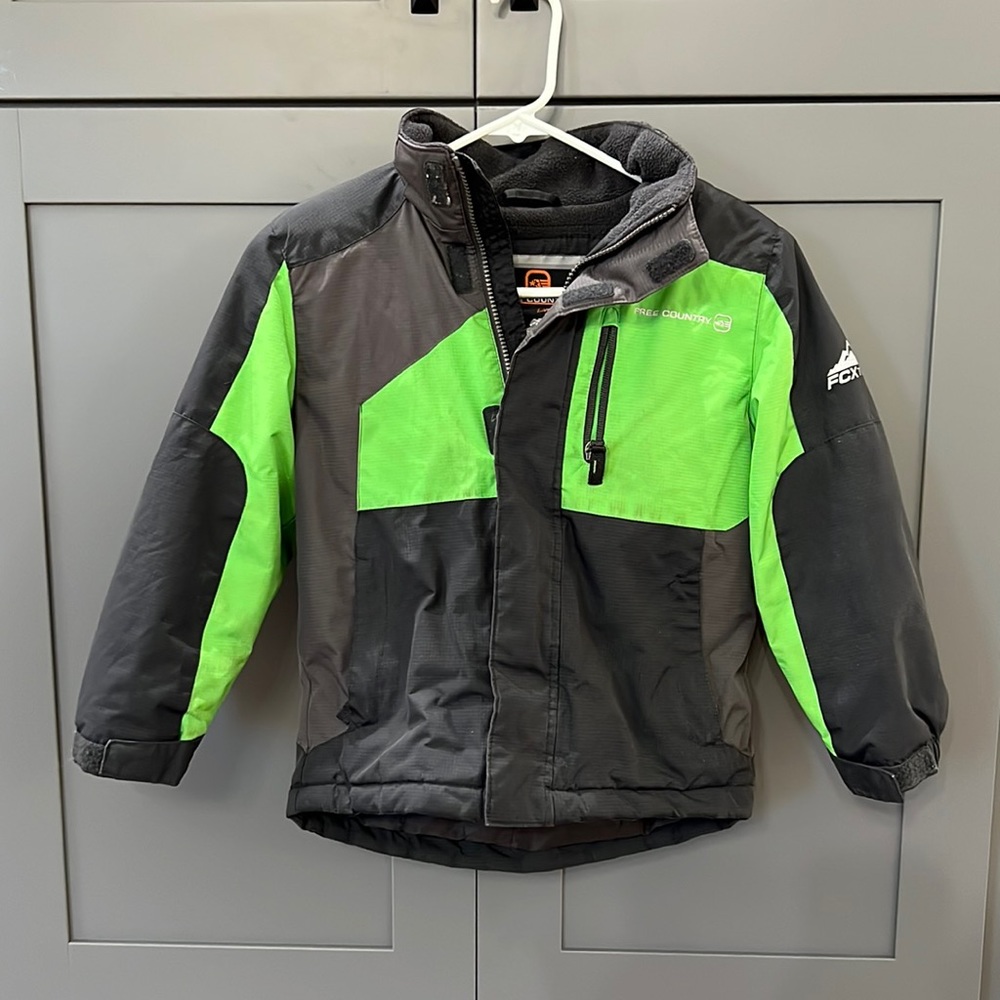 Great Play Jacket{Free Coubtry}Boys Sz XS(5/6) Charcoal Gray/Green Winter Jacket